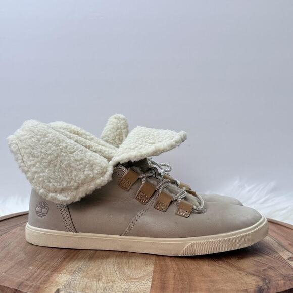 Timberland‎ Shoes Womens Size 7.5 Beige Shearling Lined High Top Winter A1UTJ - Picture 1 of 12
